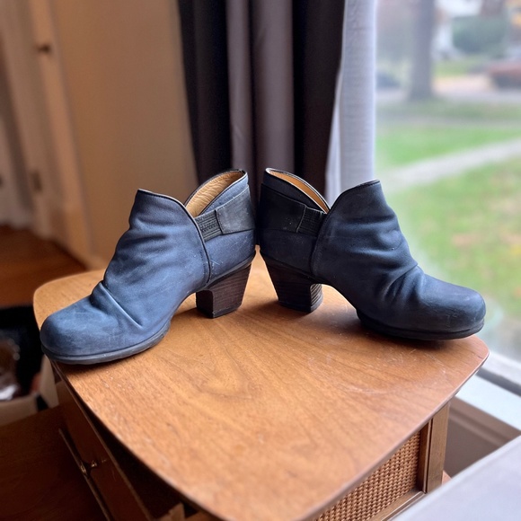 Holly - Blue | Snapped Ankle Bootie | Fluevog Shoes Vintage John Fluevog HOPEFULS HOLLY SNAPPED ANKLE BOOTIE, Discontinued